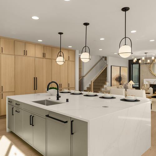 15-web-or-mls-615-617-13th-ave-w