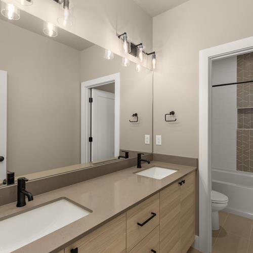 50-web-or-mls-1216-222nd-ct-se-lot-18