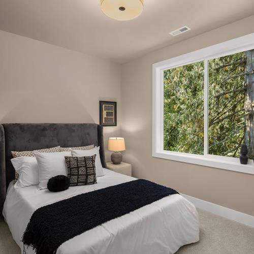 51-web-or-mls-1221-222nd-ct-se-lot-8